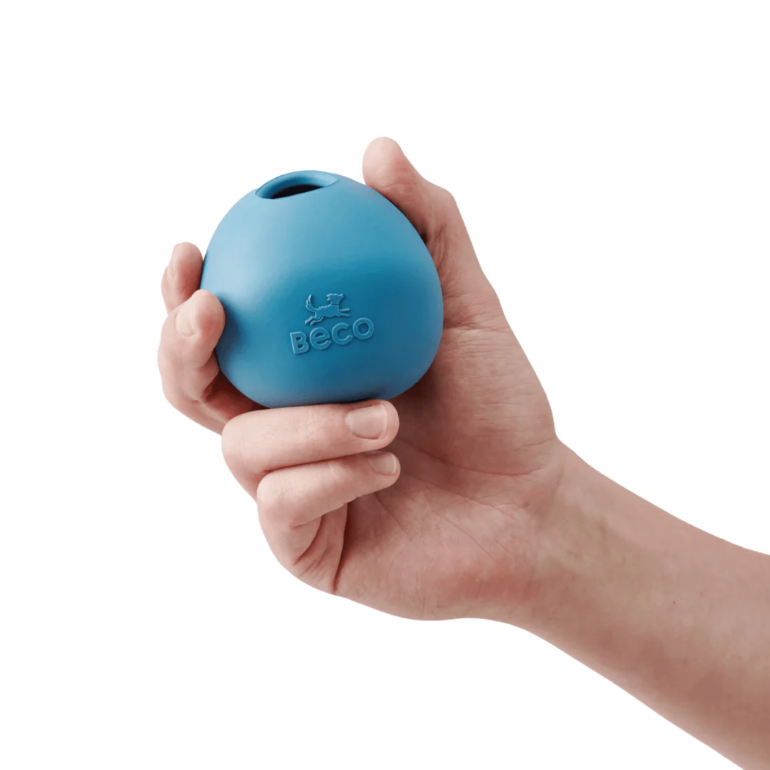 Beco Blue Rubber Wobble Ball - Image 3