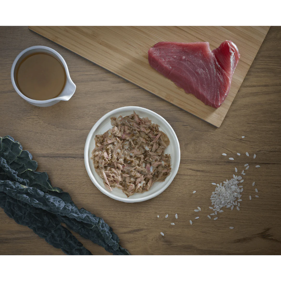 Fish 4 Cats Finest Tuna & Seaweed 70g Tin - Image 3